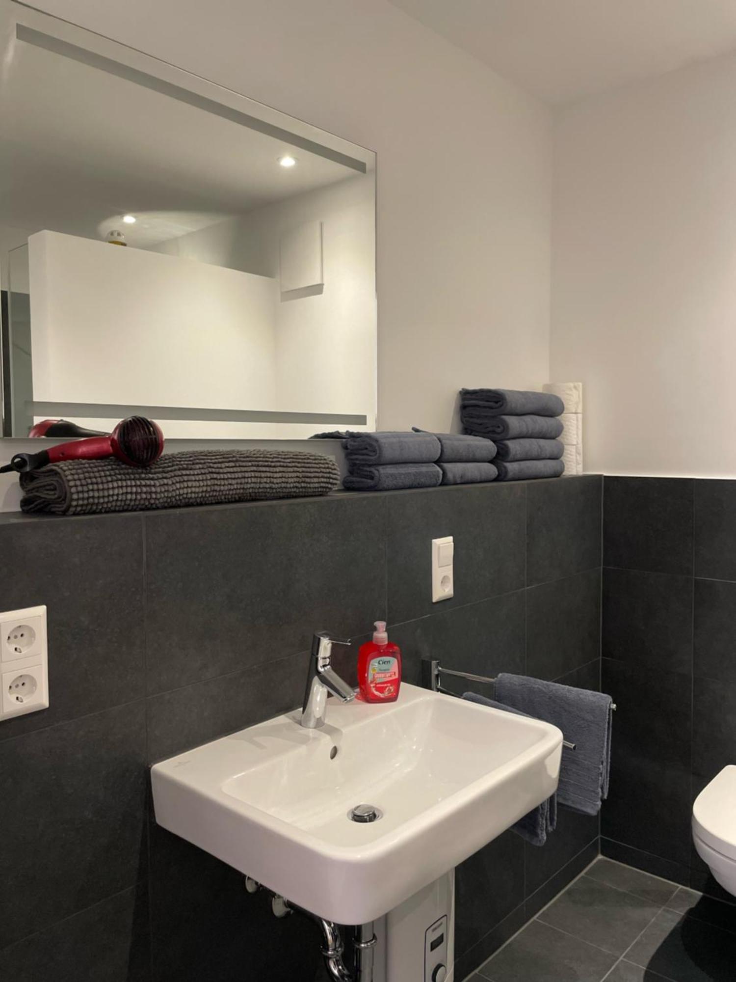 Apartment "London" In Erftstadt - 3 Zimmer & 63Qm - Nahe Koeln, Messe, Phantasialand & Bonn - Familienurlaub Oder Business Trip 외부 사진