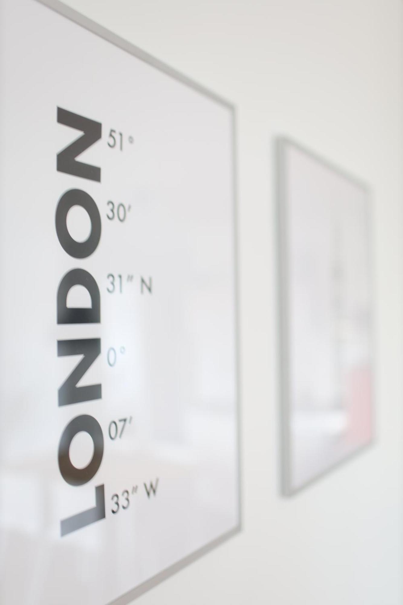 Apartment "London" In Erftstadt - 3 Zimmer & 63Qm - Nahe Koeln, Messe, Phantasialand & Bonn - Familienurlaub Oder Business Trip 외부 사진